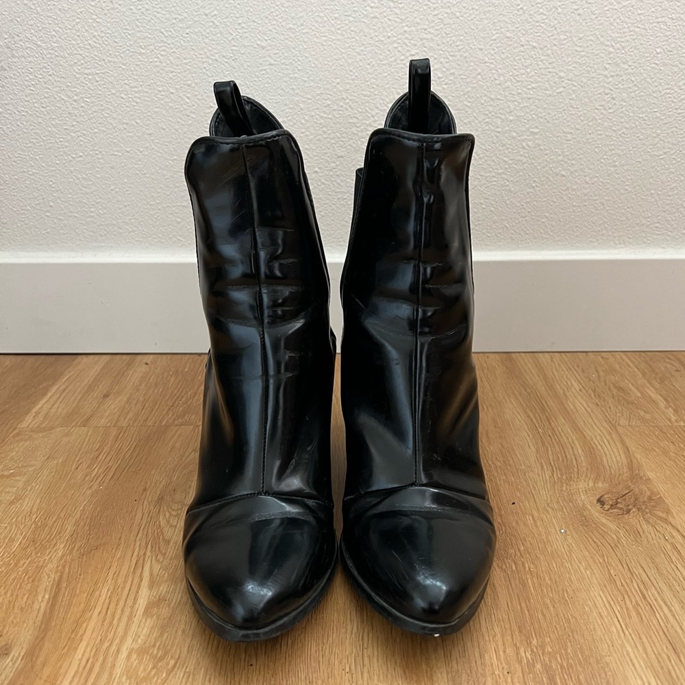Zara patent leather Chelsea boots